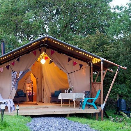 Kidwelly Glamping Hotel Екстериор снимка